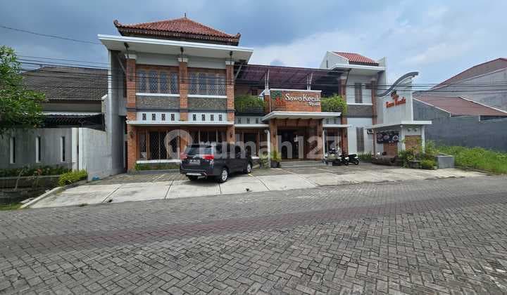 Strategic Business Space in Solo Baru Center, Near Pakuwon Mall Solo Baru