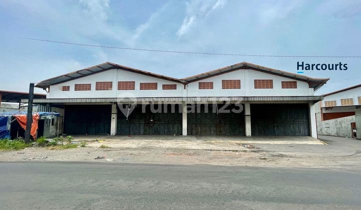 Gudang Siap Pakai Akses Kontainer Dekat Solo Baru