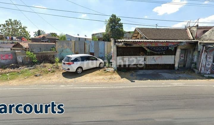 Gudang Kecil Hitung Tanah Di Manahan Banjarsari Solo