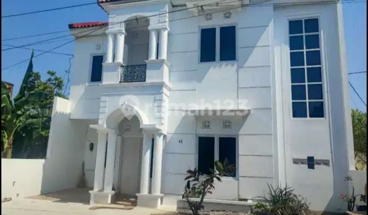 Rumah Mewah 2 Lantai Di Perumahan Elite Gentan Solo Dekat Solo Baru