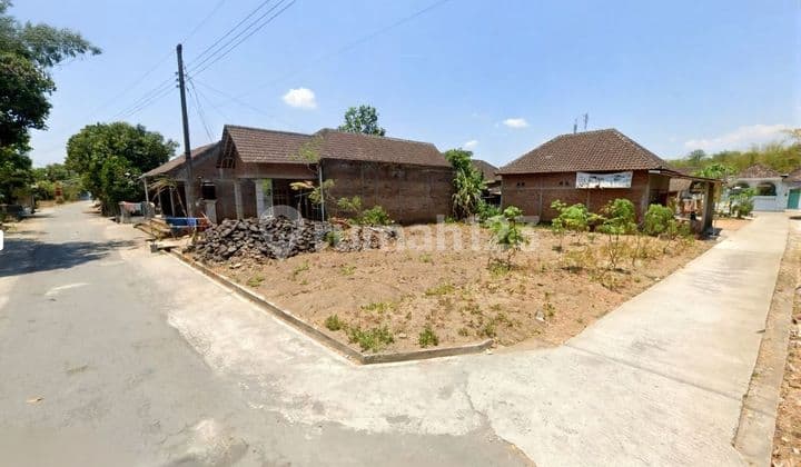 Rumah di Kawasan Polokarto Sukoharjo.