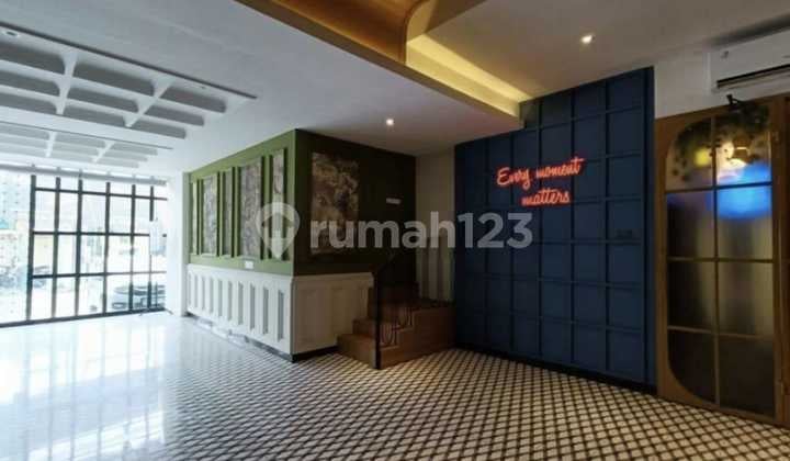 Ruang Usaha Mewah Strategis Eks Resto dan Bar