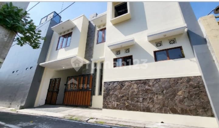 Rumah strategis tengah kota di Penumping Laweyan Solo