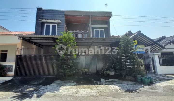 Rumah 2Lantai di Banyuagung Banjarsari Solo