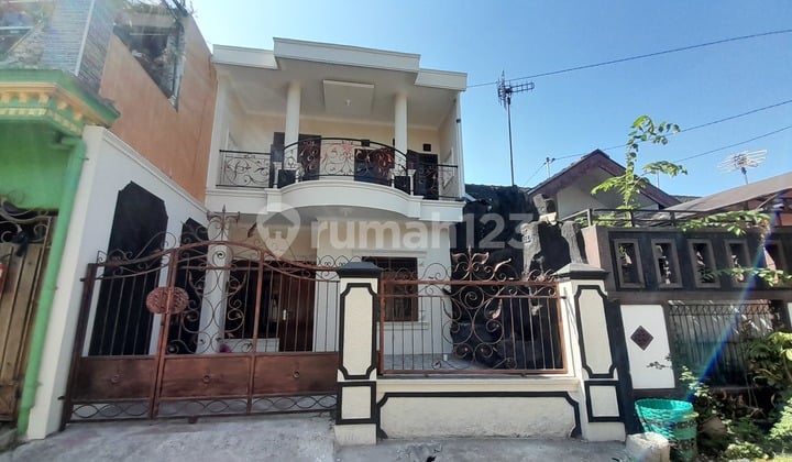 Rumah 2lantai di Grogol solobaru
