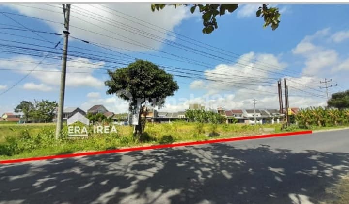 Tanah pinggir jalan raya di bolon colomadu Karanganyar