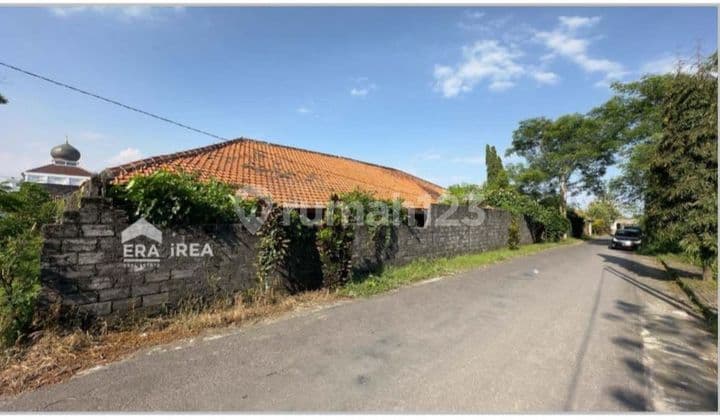 Tanah dan bangunan dijual di Karanganom Klaten