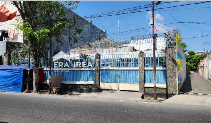 Land and Building for Sale in Solo, Half of Surakarta