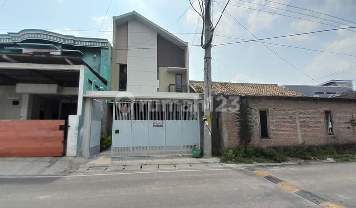 Rumah Kost Full Aktif Dijual Solo Di Karangasem Solo