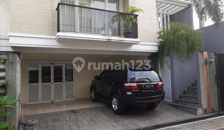Disewakan Town House Ampera