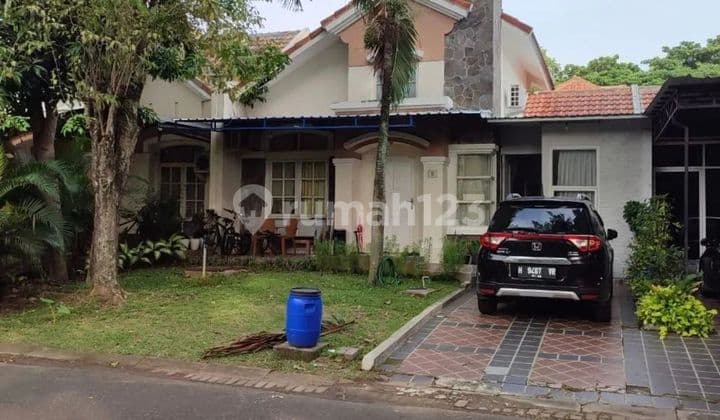 Dijual cepat.. Rumah .di Adenia Graha Padma