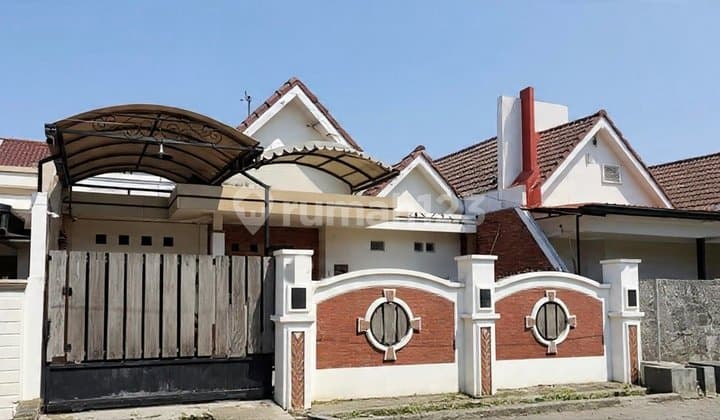 Dijual Cepat Rumah di Semarang Indah Block D, Luas 300M(10*30M), SHM
