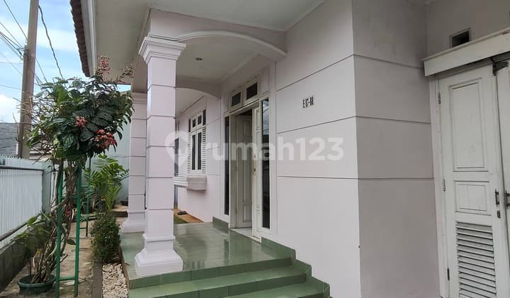 House in a complex fully furnished.