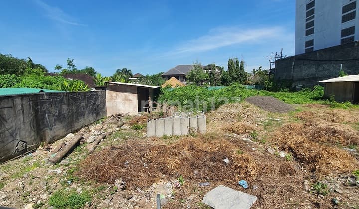 Tanah dijual, luas 1400m2, SHM, di Jalan Drupadi, Seminyak, Bali