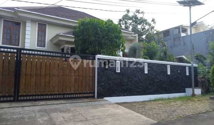 Rumah 2 Lantai Dekat Dian Didaktika Cinere, Jakarta Selatan