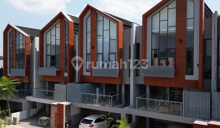 Rumah di Pangkalan Jati dekat Kampus UPN Pondok Labu