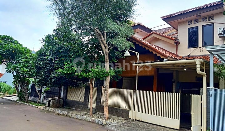 Rumah 2 Lantai Siap Huni di Cinere, Depok