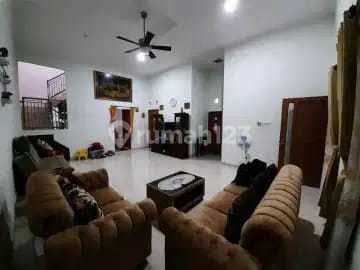 Rumah 2 Lantai di Puri Surya Jaya Sidoarjo