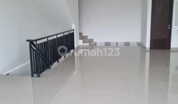 Disewakan Ruko Osaka Euro Asia Siap Huni 6X10 di Pik 2