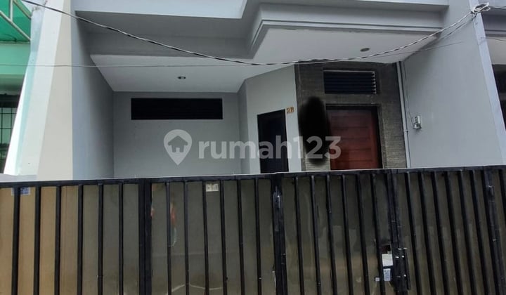 Jual Cepat Rumah Baru dan Siap Huni di Tanjung Duren 5X12,6