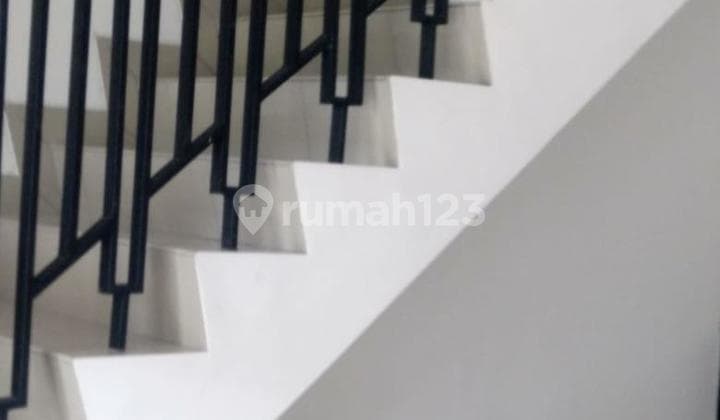 Dijual Cepat Rumah 2 Lantai East Asia 4x12 Glc Shm