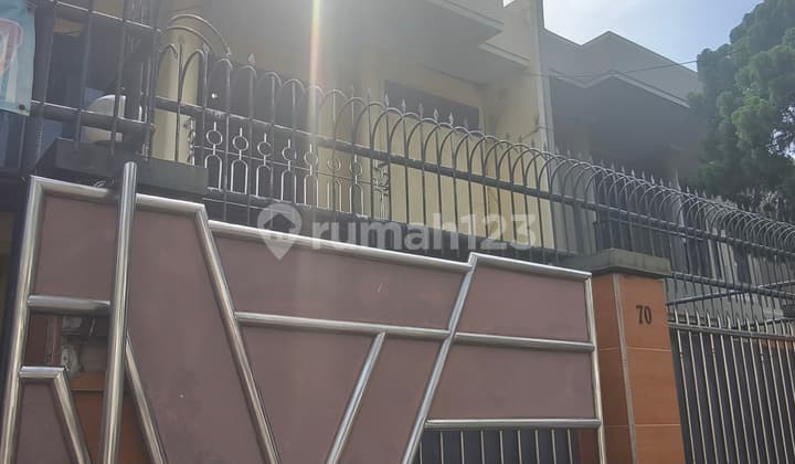 Dijual Rumah Siap Huni 10X20 di Daan Mogot Baru Boulevard