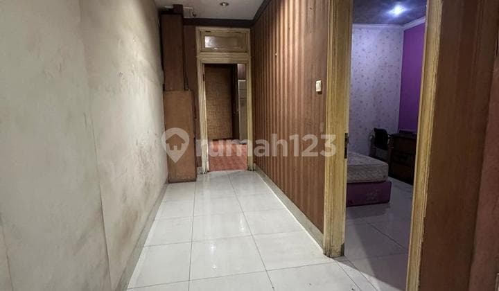 Ruko 3 lantai dekat BSD Plaza,Tangerang Selatan