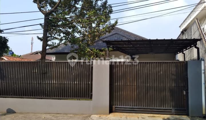 Rumah di Cipete dekat MRT H. Nawi