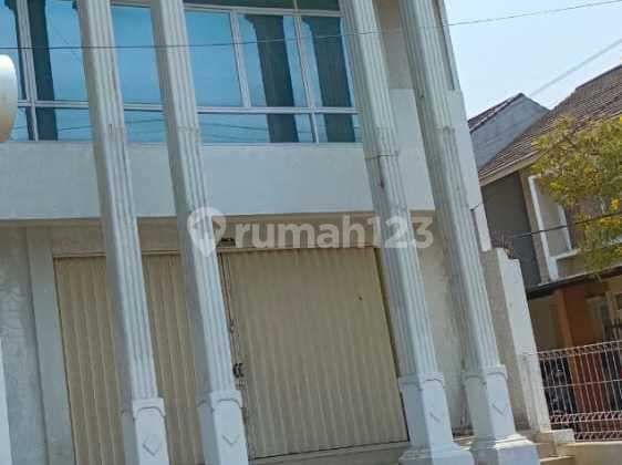 Ruko 2 Lantai Di Cinere Arah Toll Brigif, Jakarta Selatan