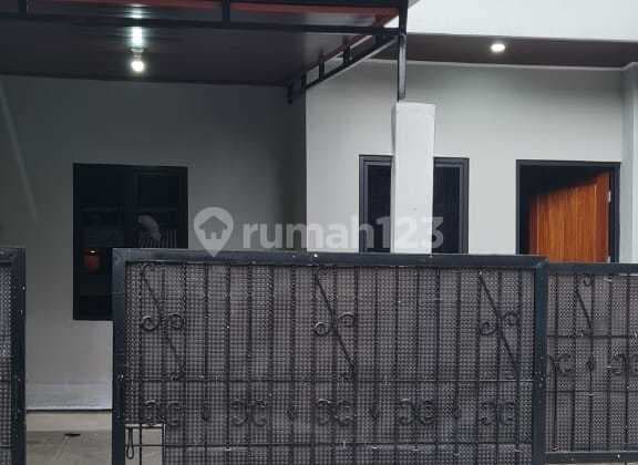 Rumah 2 Lantai Dekat Sman 6 Meruyung, Depok