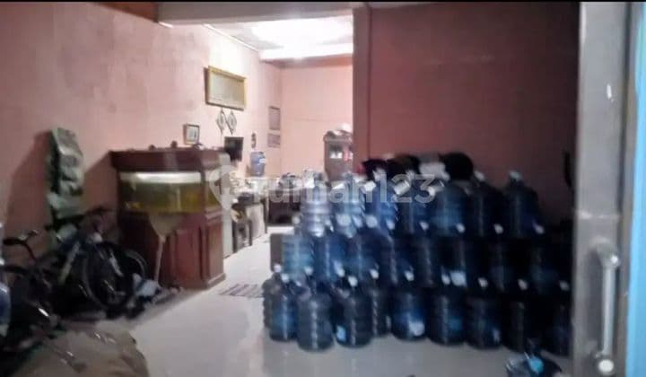 Rumah 2 lantai cocok dijadikan toko di Riung Bandung jalan lebar