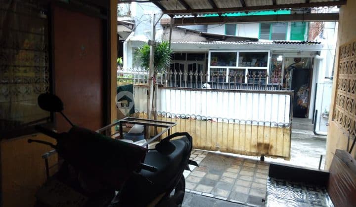 Rumah di Sarijadi dekat ke kampus Maranatha & exit tol Pasteur