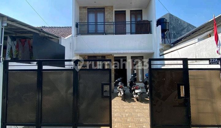 Rumah Siap Huni 2 Lantai Dekat Griya Arcamanik Harga Nego