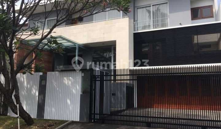 Disewakan rumah modern minimalis di Pondok Indah Area