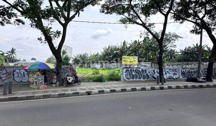 Tanah Lokasi Sangat Strategis Hanya 2 Menit atau 800 Meter Dari Tol Bsd/Pintu Tol Serpong BSD City
