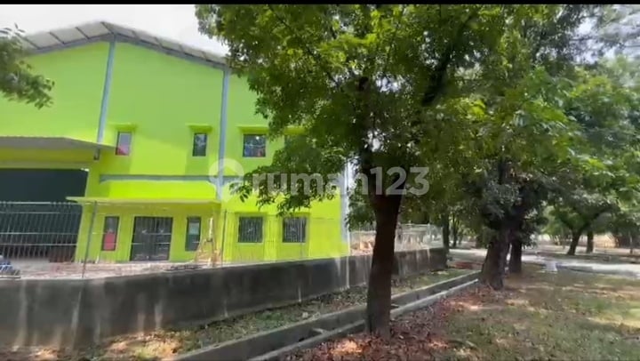 Gudang Siap Huni Di Jababeka Ls 2409/1750 M² Hanya 2km Dari Tol Cikarang Utara, Office 2lantai, 50rb/m²
