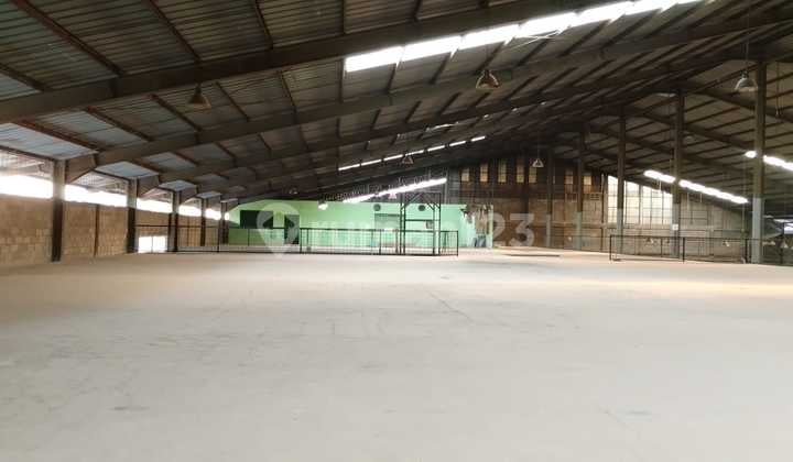 Gudang Besar di Sepatan,Bagus, Bersih, LT 7800/7000M², Office, Akses 40Ft Hrg 2,3 M