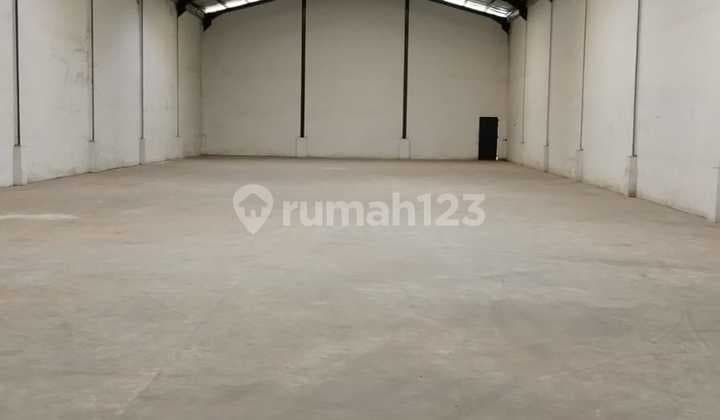 Gudang Siap Huni, Tiga Raksa LB 867M², Office 2Lnt, Toilet,Akses 40Ft Hrg 550Jt/Th