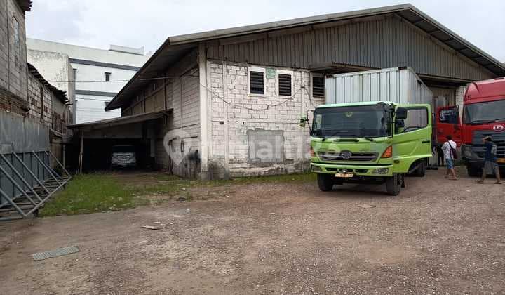 Gudang Jurumudi,bagus,parkir Luas,40ft, Lt 3600/1500m²,harga 900jt/th