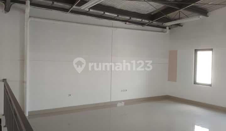 Gudang Taman Tekno Pergudangan Siap Pakai
