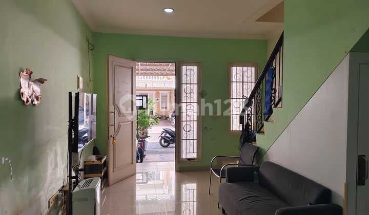 Rumah Green Lake City West Europe Semi Furnishe Tangerang