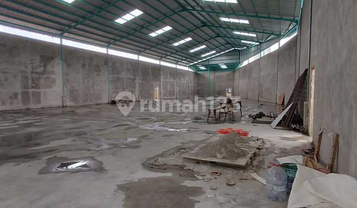 Gudang Rawa Buaya Lokasi Strategis Ada Loading Dock