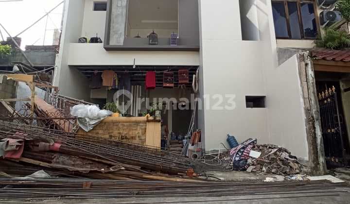 Rumah Baru Pulo Asem Rawamangun Dekat Jalan Pemuda Veledrome