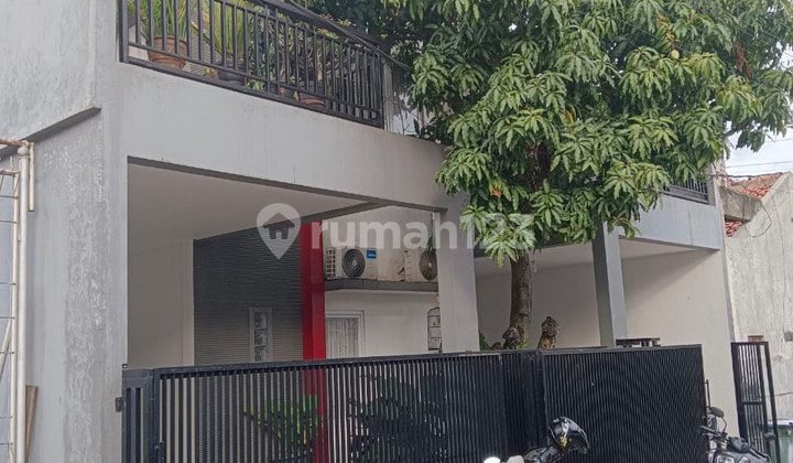 Rumah Bagus Kokoh Siap Huni di Pekayon Galaxy Semi Furnish