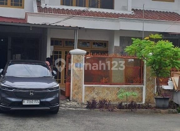 Murah Tanah Luas Rumah Kokoh di Pondok Bambu Dalam Komplek Bebas Banjir