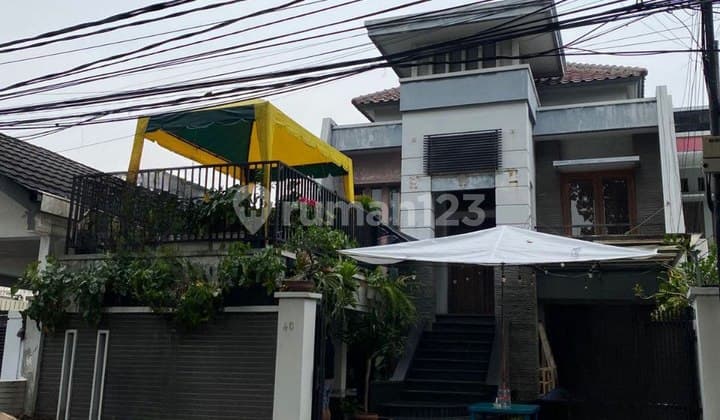 Rumah Bagus Kokoh Bisa Untuk Cafe Di Otista Sangat Strategis