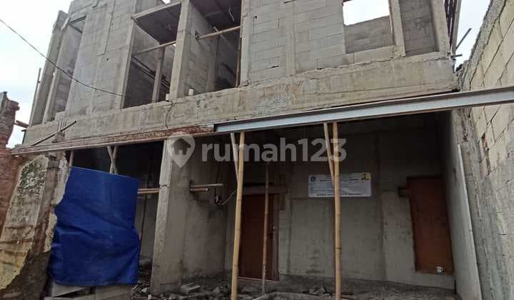 Rumah Baru Selangkah ke Al Azhar Tiptop Rs. Persahabat Rawamangun