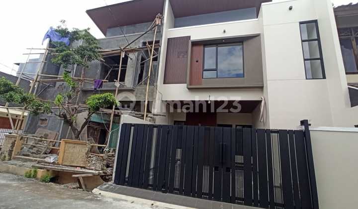 Rumah Baru Mewah di Pulo Asem Rawamangun Ready Strategis