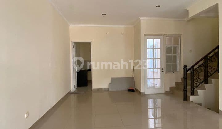 Ruko di Latumenten Indah Grogol Jakarta Barat 3,5 Lantai HGB