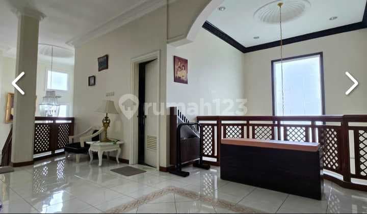 rumah mewah Jual cepat